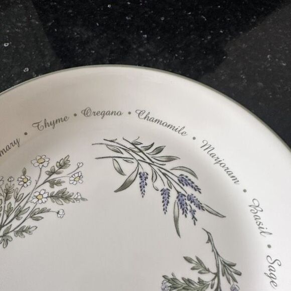 Vintage Corelle Thymeless Herbs Platter Oval Serving Platter 12"x9-3/4" USA - Picture 6 of 10